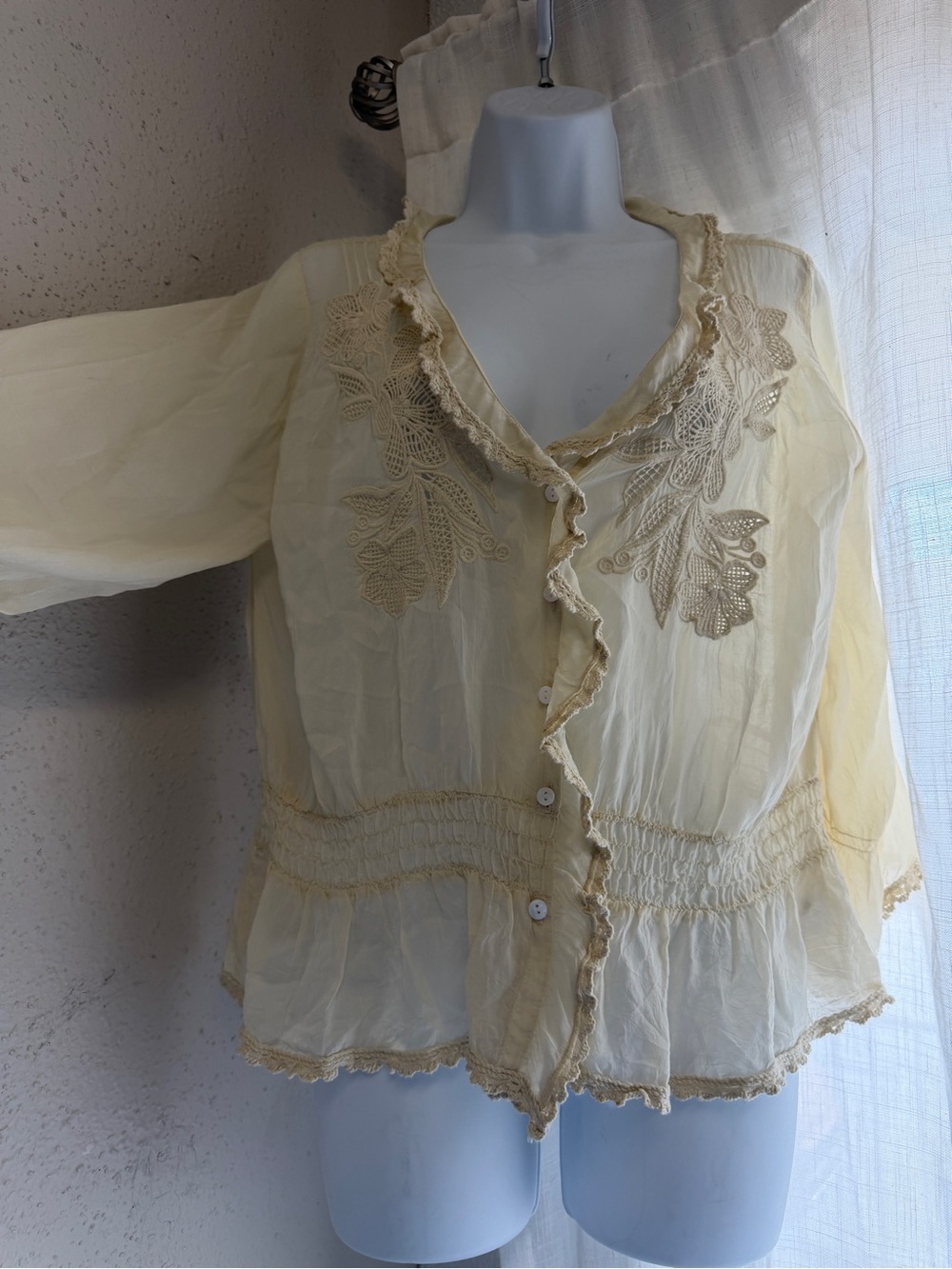 Johnny Was Pale Yellow Ruffled Lace-Trim Button Blouse